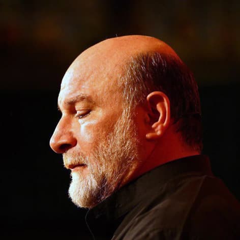 من بی برادر شده‌ام